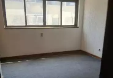 شقق للإيجار - 7 غرف - بالدور 7