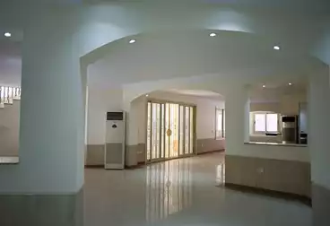 عقارات للإيجار - 9 غرف