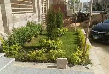 Apartments For sale - 3 rooms - floor 5