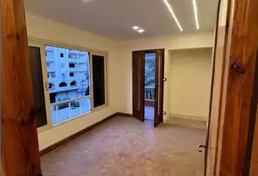 Apartments For sale - 2 rooms - floor 3