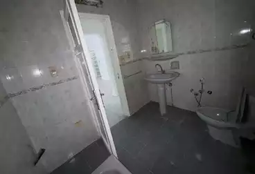 Apartments For sale - 2 rooms - floor 3