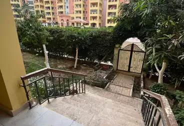 Apartments For sale - 3 rooms - floor 1