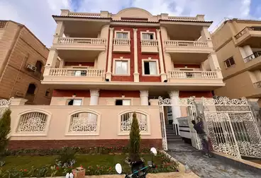 Apartments For sale - 3 rooms - floor 1