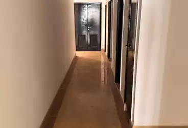 عقارات للإيجار - 17 غرف - بالدور 7