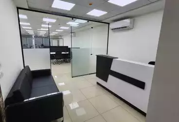 مقر إداري للإيجار - 4 غرف - بالدور 5