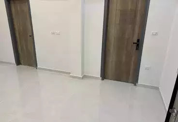 شقق للبيع - 3 غرف - بالدور 1