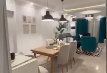 Apartments For sale - 3 rooms - floor 5