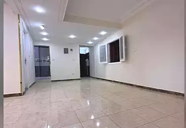 شقق للبيع - 3 غرف - بالدور 3