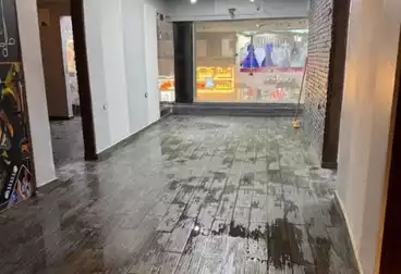 Commercial For sale - floor 1