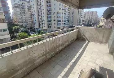 شقق للبيع - 3 غرف - بالدور 4