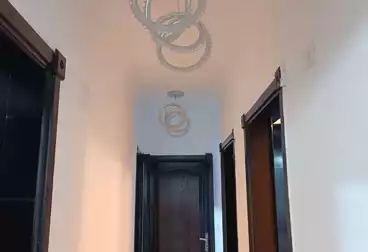 شقق للبيع - 3 غرف - بالدور 1