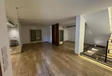 فلل للإيجار - 4 غرف