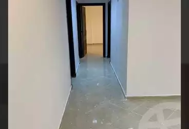 Apartments For sale - 3 rooms - floor 1