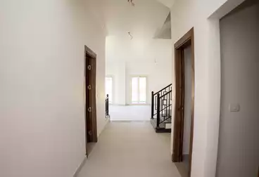 Separate Villa For sale - 8 rooms