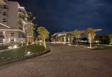 Apartment with Garden For sale - 3 rooms - floor 1