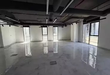 undefined undefined - 1 غرف - بالدور 1