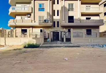 Apartments For sale - 4 rooms - floor 1