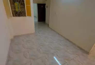 شقق للبيع - 3 غرف - بالدور 1