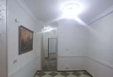 شقق للإيجار - 2 غرف - بالدور 1