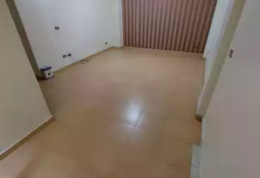 شقق للإيجار - 3 غرف - بالدور 0