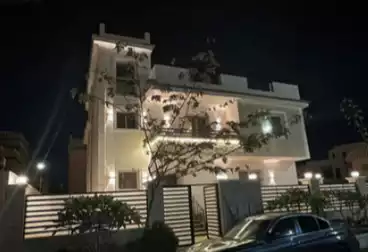 Villas For sale - 7 rooms