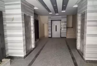 شقق للبيع - 4 غرف - بالدور 3