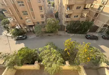 شقق للإيجار - 3 غرف - بالدور 1