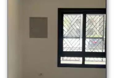 عقارات للإيجار - 2 غرف - بالدور 1