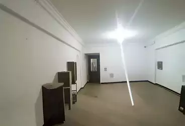 undefined undefined - 2 rooms - floor 8