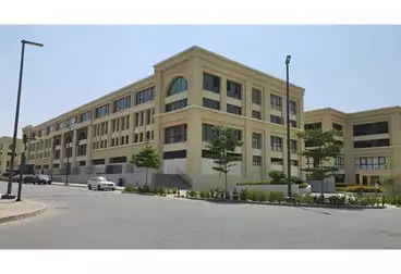 إداري للبيع - 1 غرف - بالدور 3