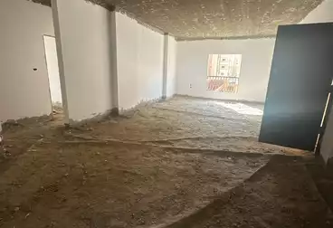 Apartments For sale - 4 rooms - floor 1