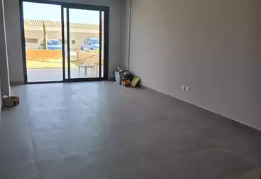 Apartment with Garden For sale - 3 rooms - floor 1