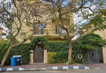 فيلا منفصلة للبيع - 4 غرف