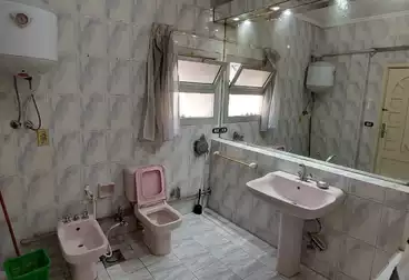 undefined undefined - 3 غرف - بالدور 8