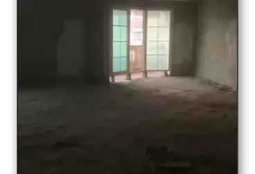 شقق للبيع - 6 غرف - بالدور 6