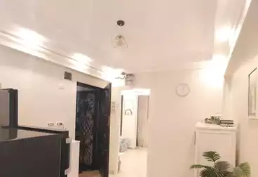 Apartments For sale - 2 rooms - floor 8