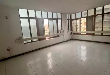 Administrative For rent - 3 rooms - floor 1
