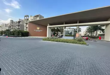 Apartments For sale - 3 rooms - floor 1