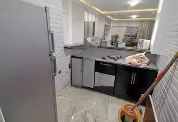 Apartments For sale - 2 rooms - floor 6