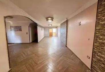 Apartments For sale - 3 rooms - floor 9