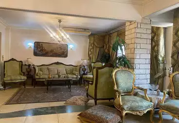 Apartments For sale - 3 rooms - floor 4