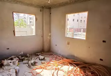 Apartments For sale - 6 rooms - floor 1