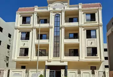 شقق للبيع - 3 غرف - بالدور 0