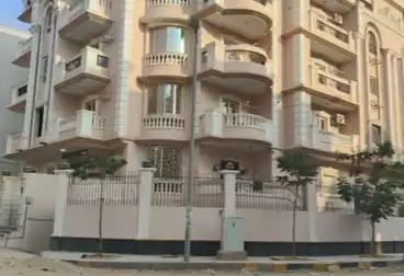 شقق للبيع - 3 غرف - بالدور 4