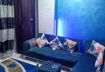 Apartments For sale - 2 rooms - floor 8