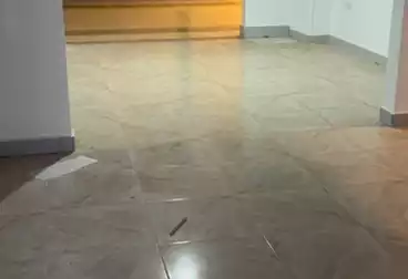 تجاري للإيجار - بالدور 0