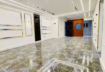 Apartments For sale - 2 rooms - floor 1