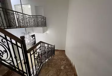 فلل للبيع - 5 غرف