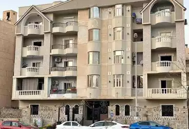 Apartments For sale - 3 rooms - floor 2