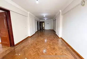 شقق للبيع - 3 غرف - بالدور 8